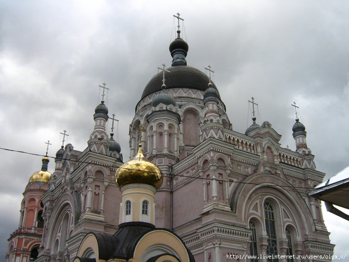 Храм с 13 куполами в Москве