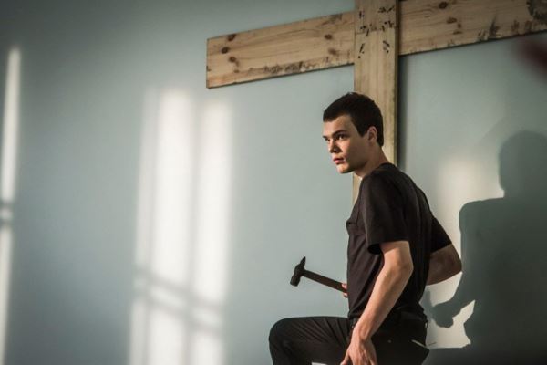 Театр у вас дома: 5 фильмов, снятых по мотивам знаменитых театральных постановок